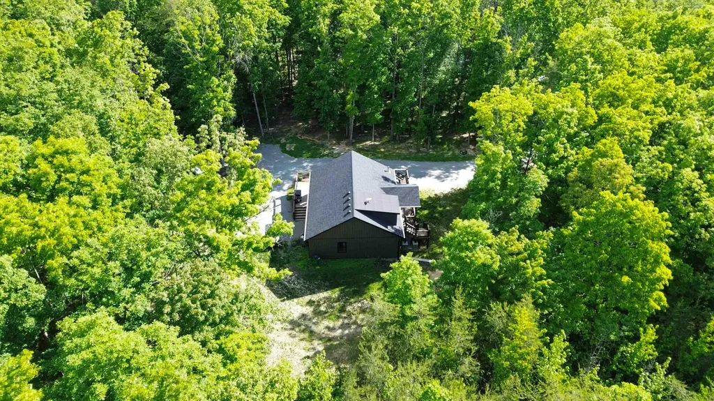 2074 Harris Creek Road Stanford KY 40484