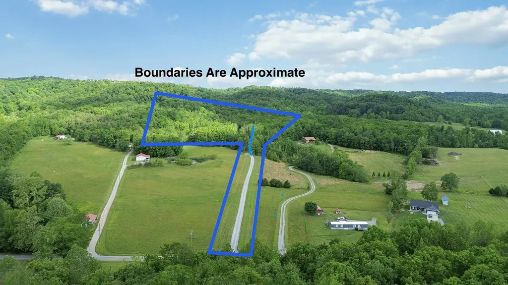 2074 Harris Creek Road Stanford KY 40484