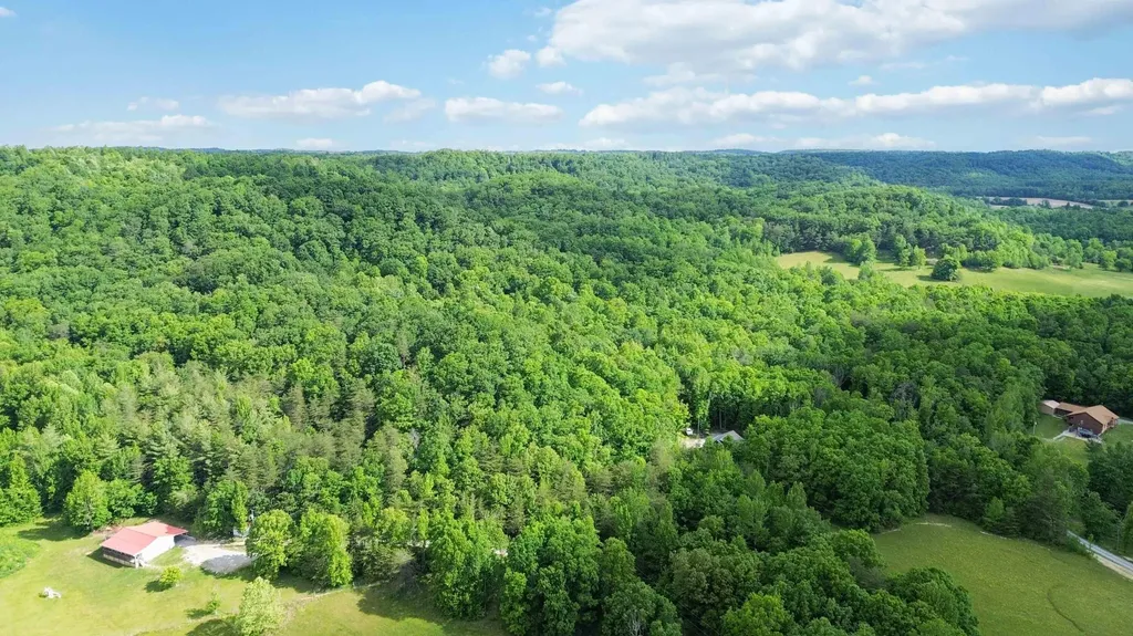 2074 Harris Creek Road Stanford KY 40484