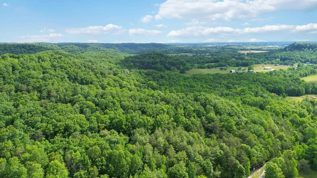 2074 Harris Creek Road Stanford KY 40484