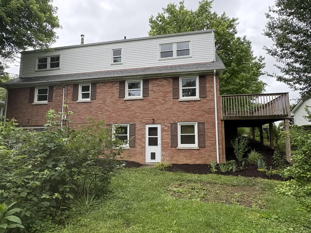 104 Loch Lomond Drive Lexington KY 40517