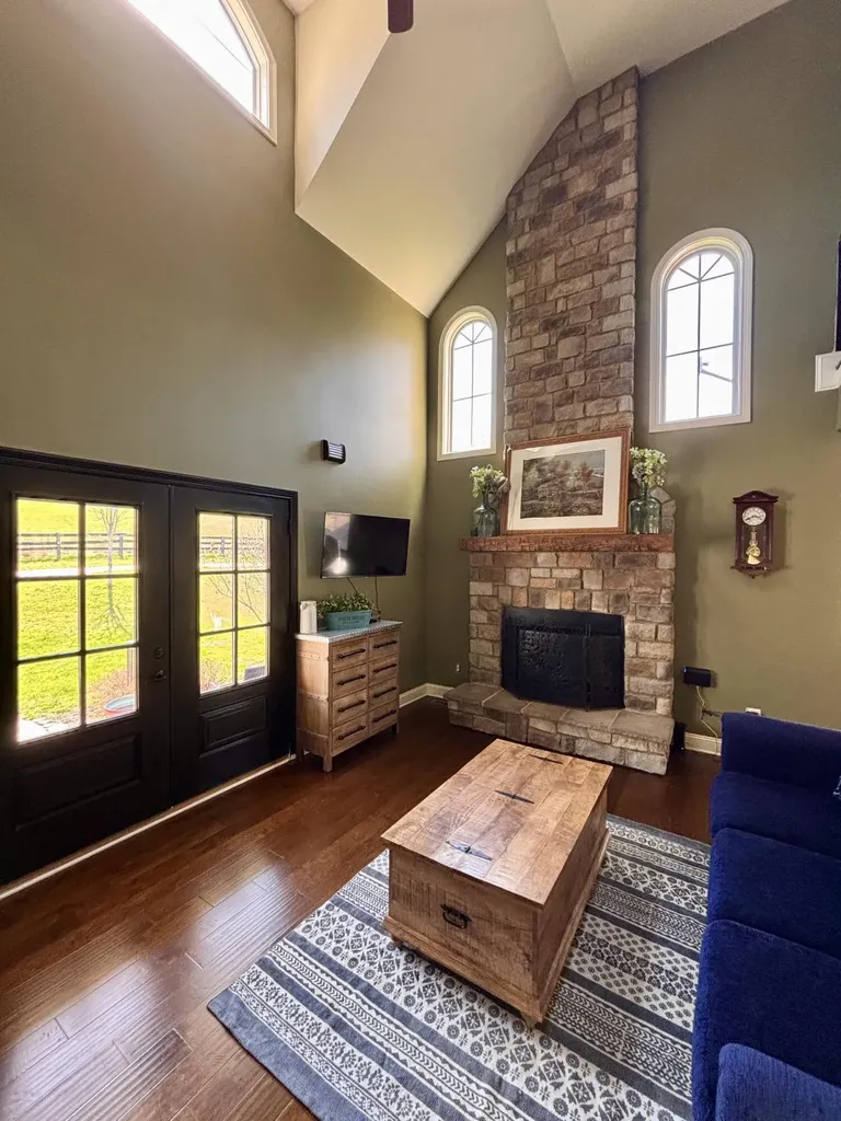 877 Porter Road Sadieville KY 40370