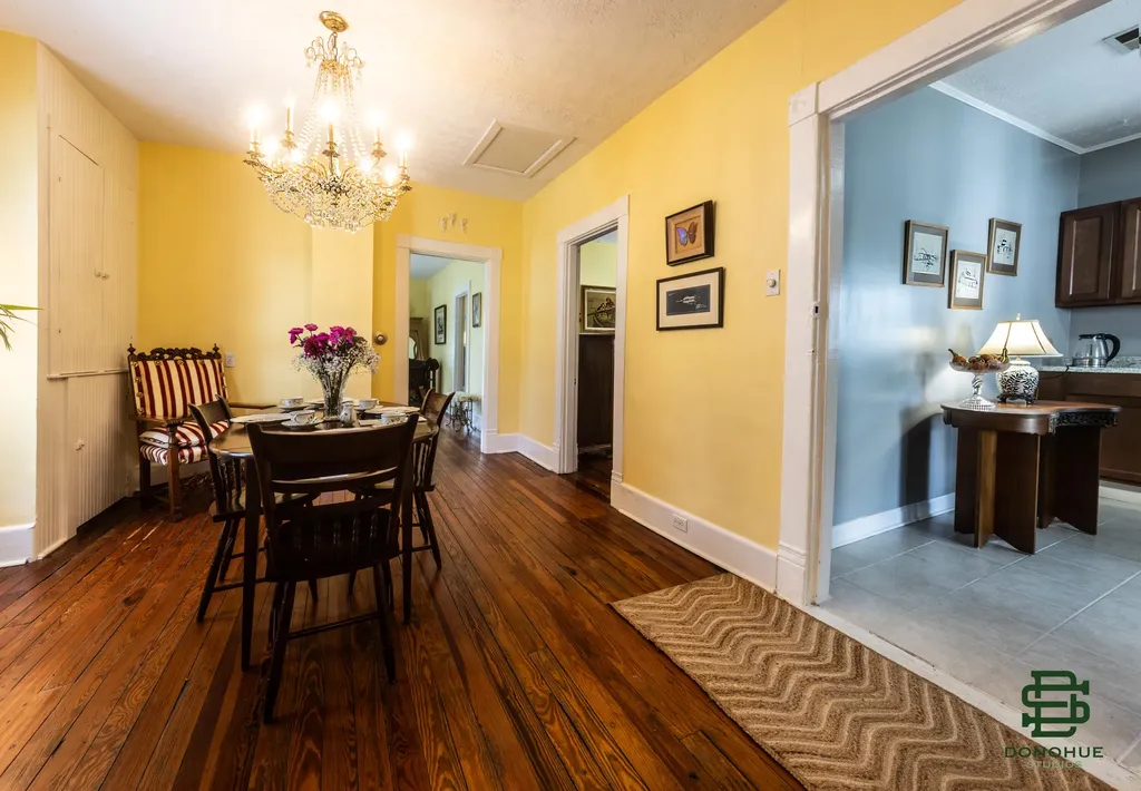 129 S Gratz Street Midway KY 40347