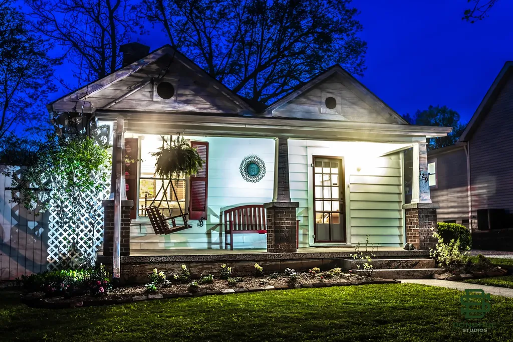 129 S Gratz Street Midway KY 40347