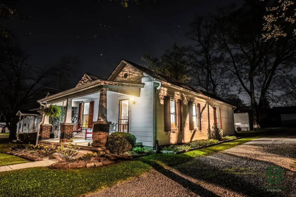 129 S Gratz Street Midway KY 40347