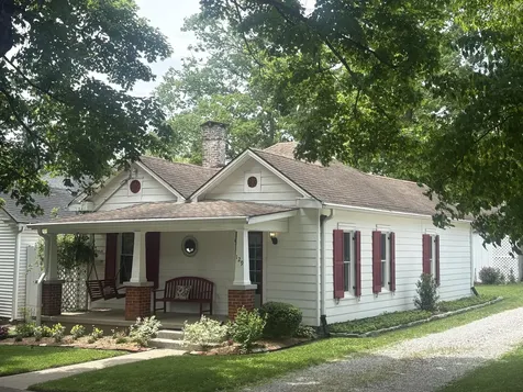 129 S Gratz Street Midway KY 40347