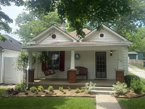 129 S Gratz Street Midway KY 40347
