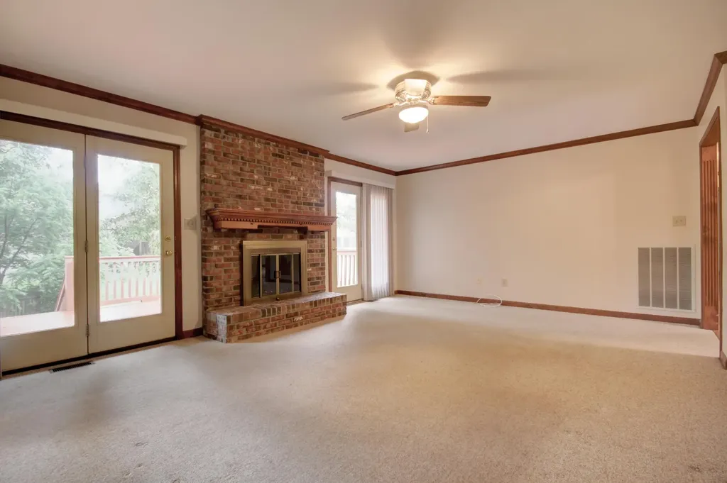 2125 Sallee Drive Lexington KY 40513