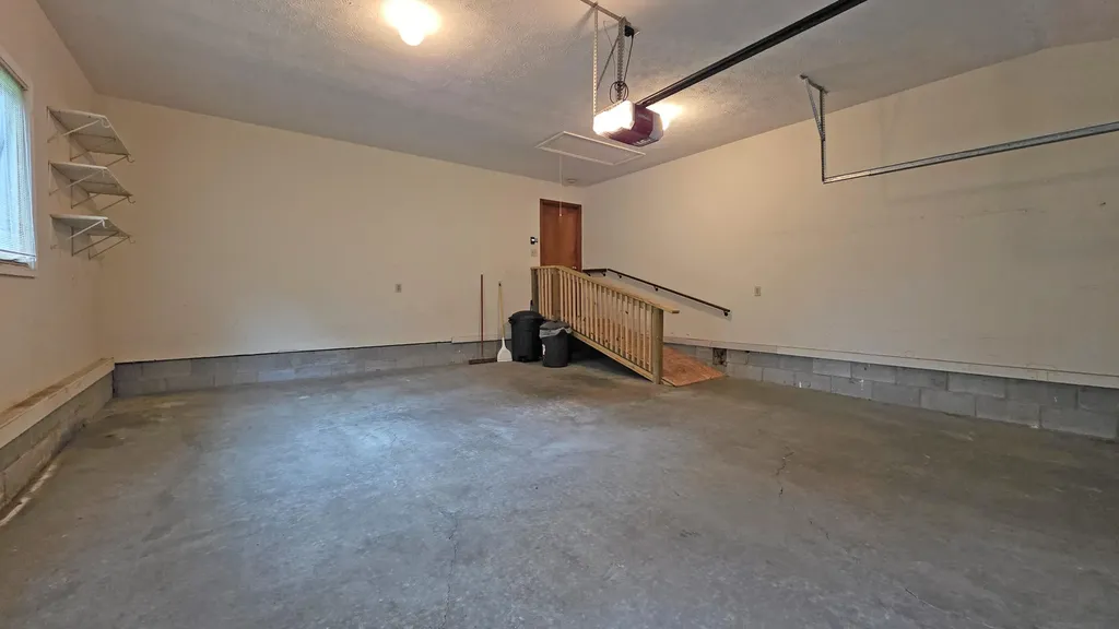 2125 Sallee Drive Lexington KY 40513