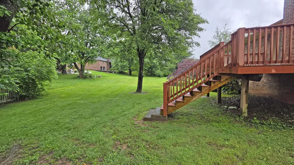 2125 Sallee Drive Lexington KY 40513