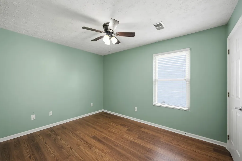 2917 Sandersville Road Lexington KY 40511