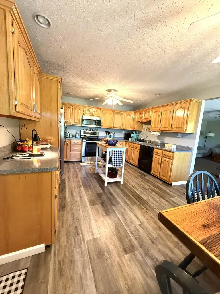 173 Brewer Way Lancaster KY 40444