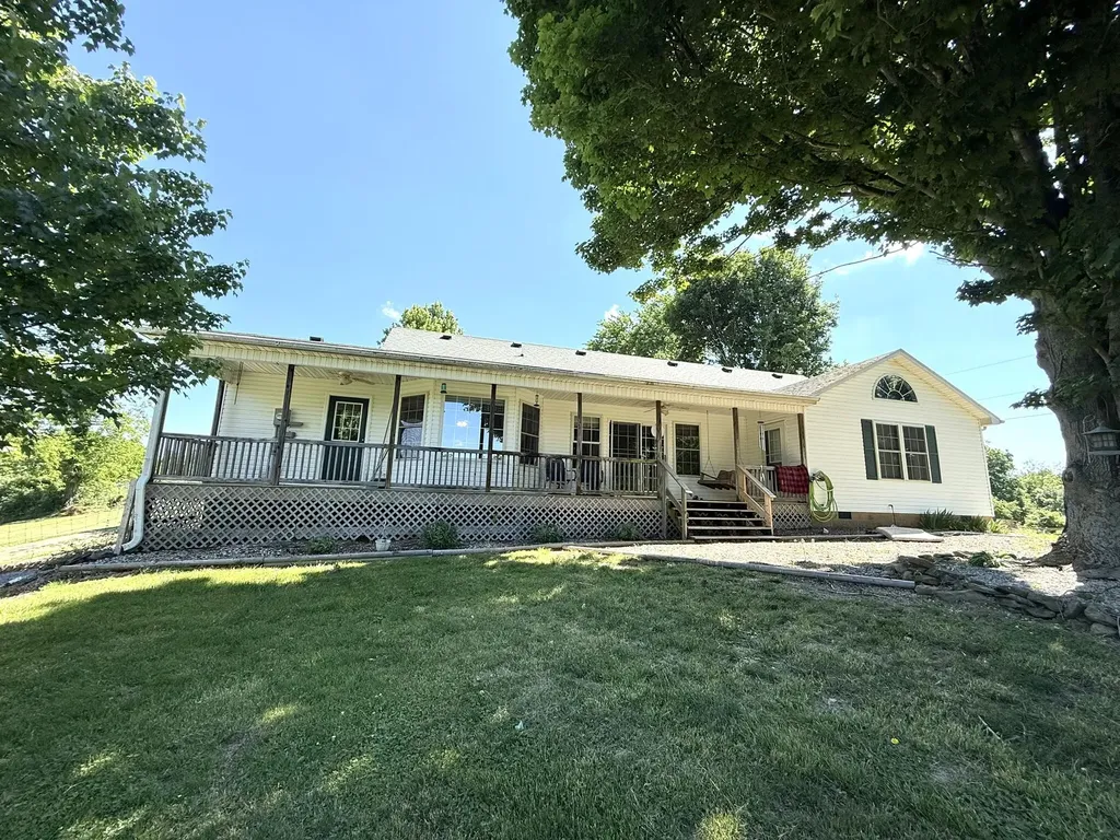 173 Brewer Way Lancaster KY 40444