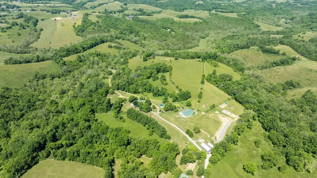 173 Brewer Way Lancaster KY 40444