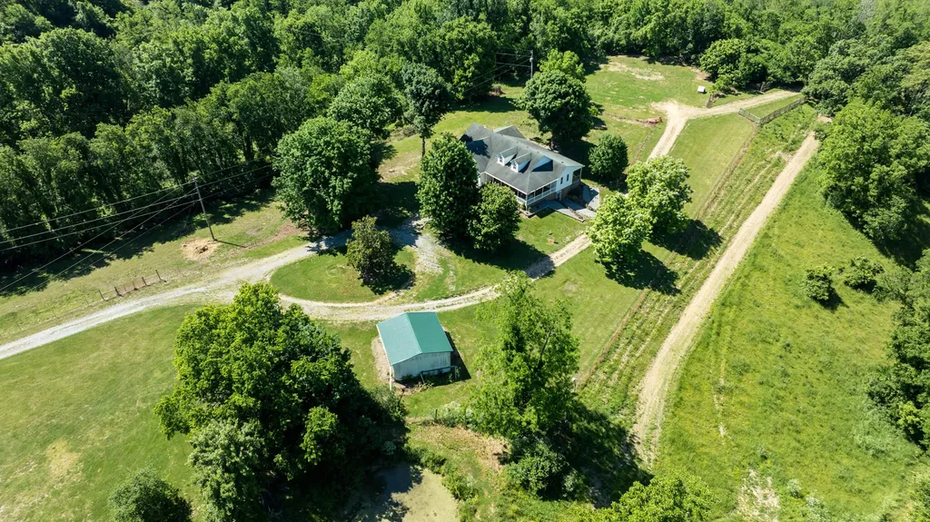 173 Brewer Way Lancaster KY 40444