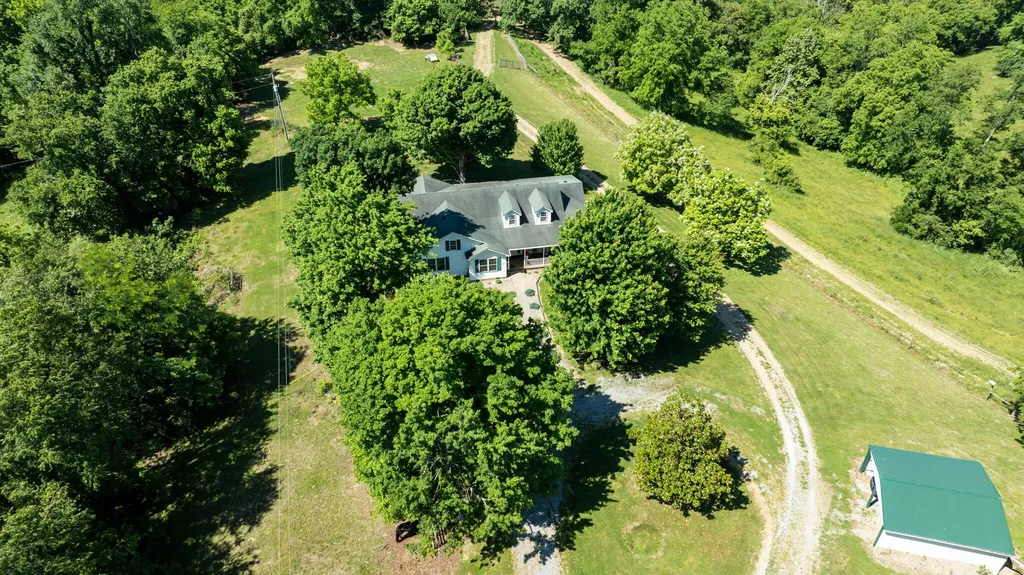 173 Brewer Way Lancaster KY 40444