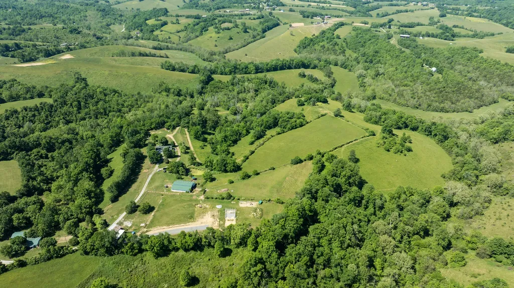 173 Brewer Way Lancaster KY 40444