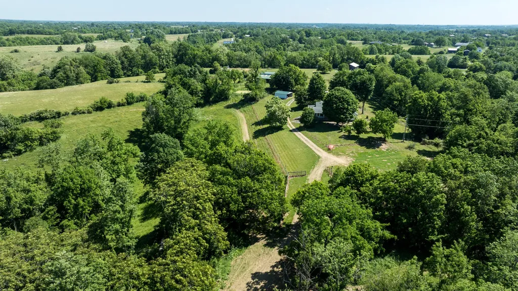 173 Brewer Way Lancaster KY 40444