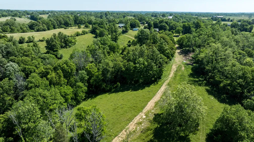 173 Brewer Way Lancaster KY 40444