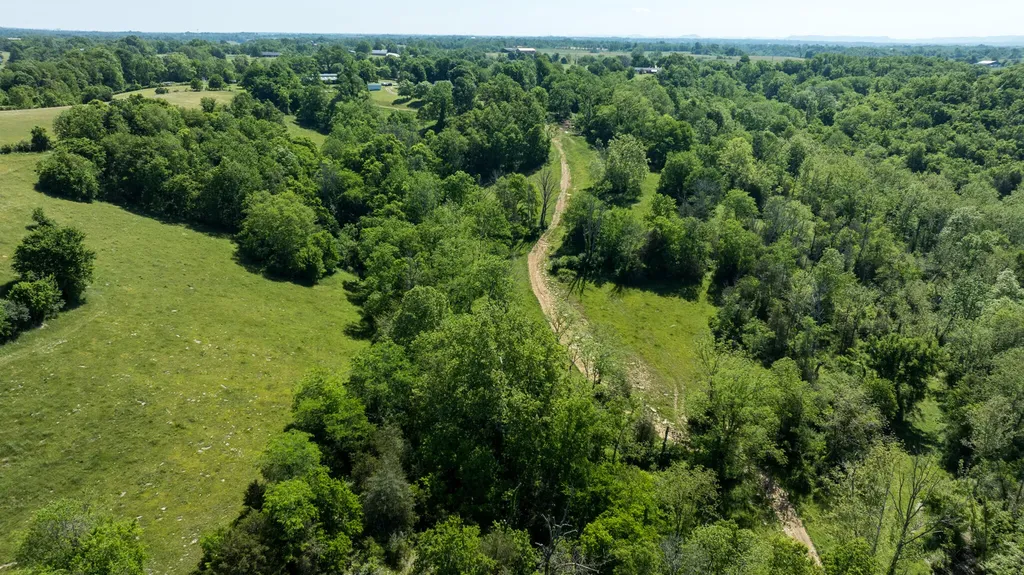 173 Brewer Way Lancaster KY 40444