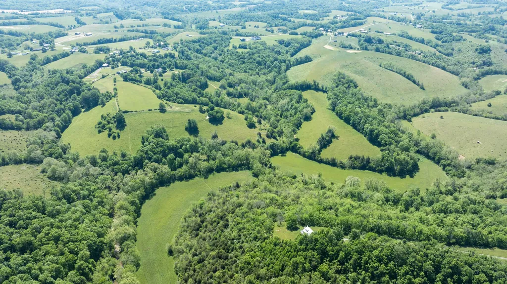 173 Brewer Way Lancaster KY 40444