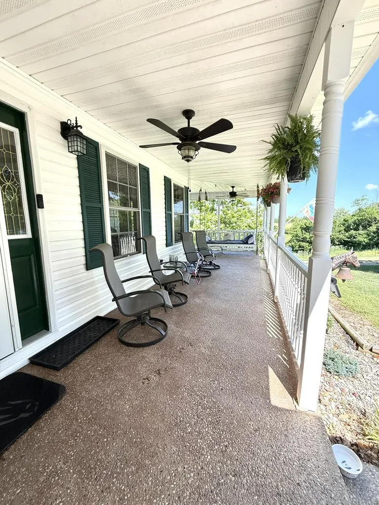 173 Brewer Way Lancaster KY 40444