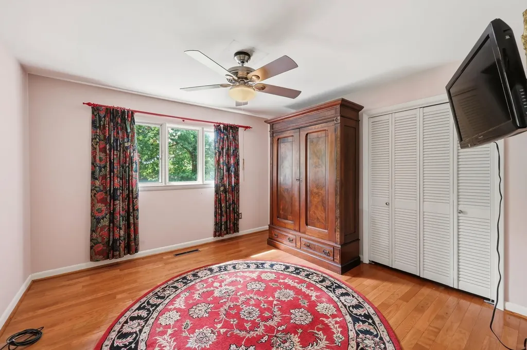 137 Randolph Road Frankfort KY 40601