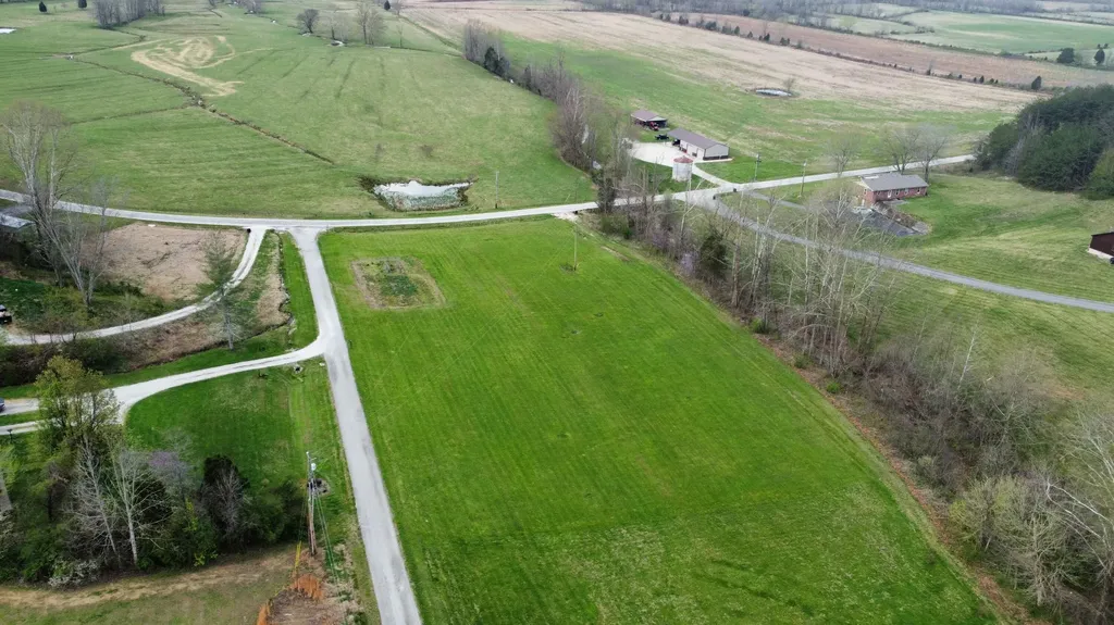 2786 N Bend Road Stanton KY 40380
