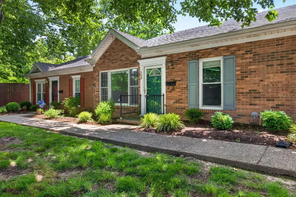 105 Savannah Way Danville KY 40422