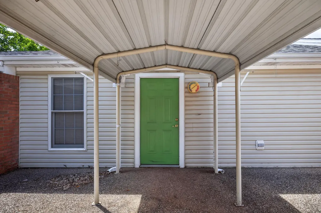 105 Savannah Way Danville KY 40422