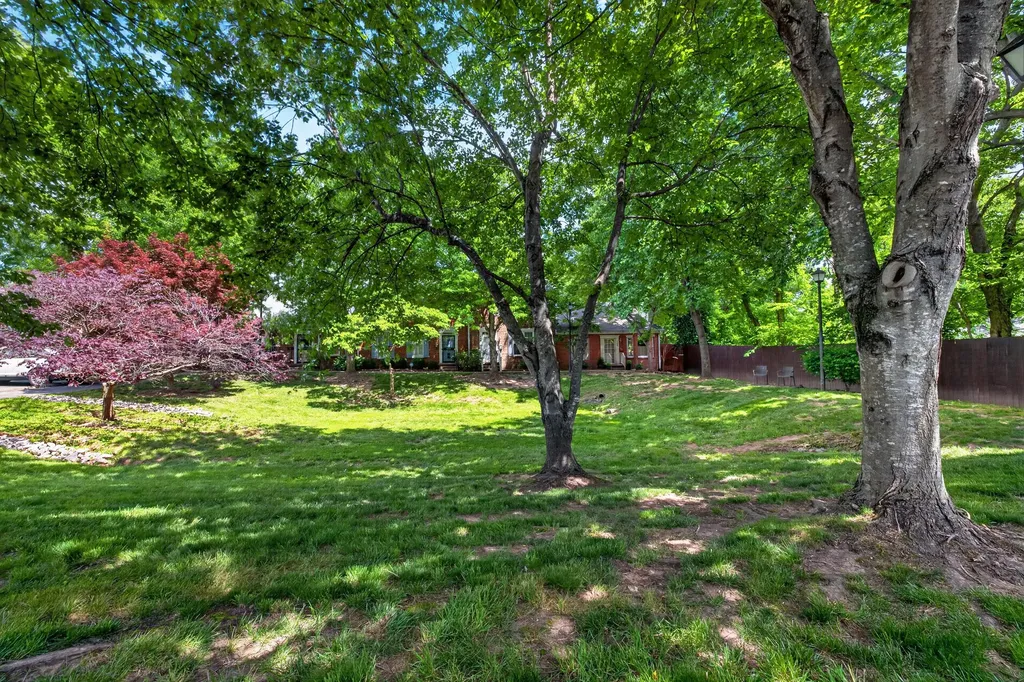 105 Savannah Way Danville KY 40422