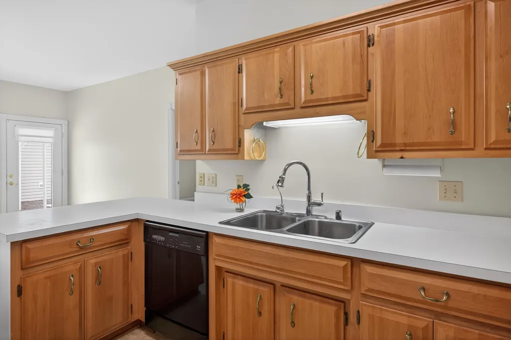 105 Savannah Way Danville KY 40422