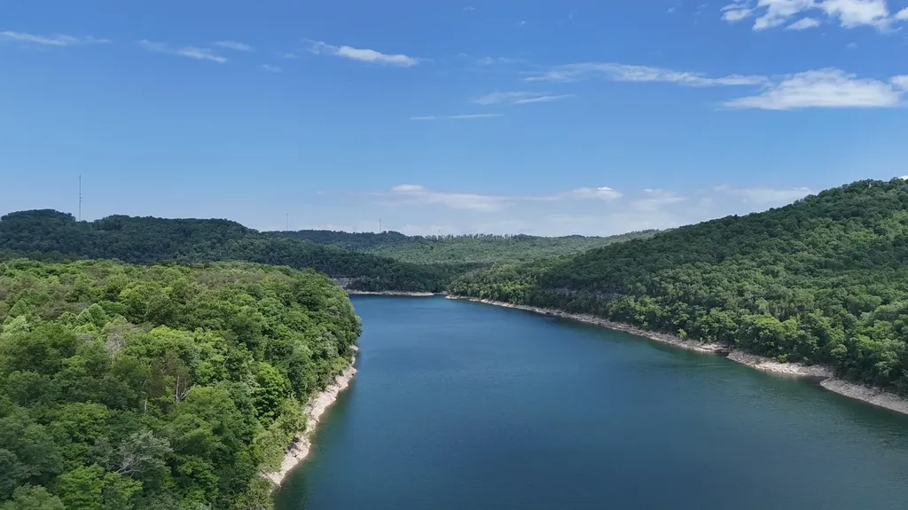 Tract 15 Buck Tail Drive Burnside KY 42519