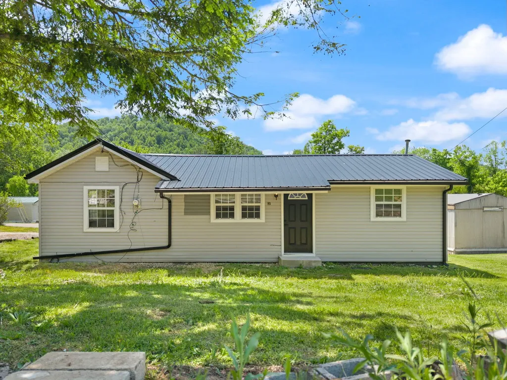 131 Barber Road Clearfield KY 40313