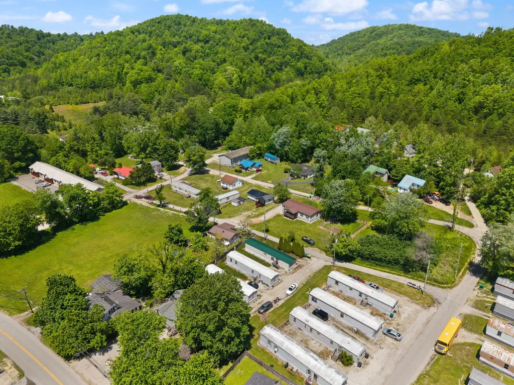 131 Barber Road Clearfield KY 40313