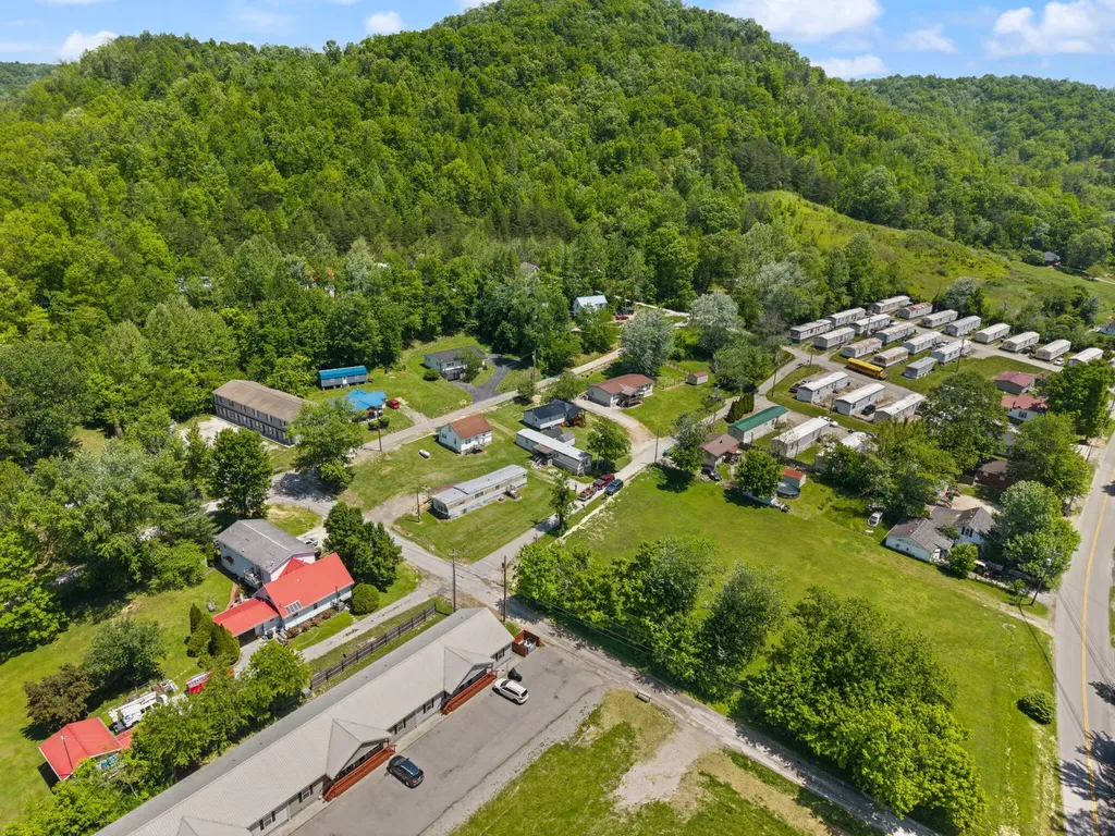 131 Barber Road Clearfield KY 40313