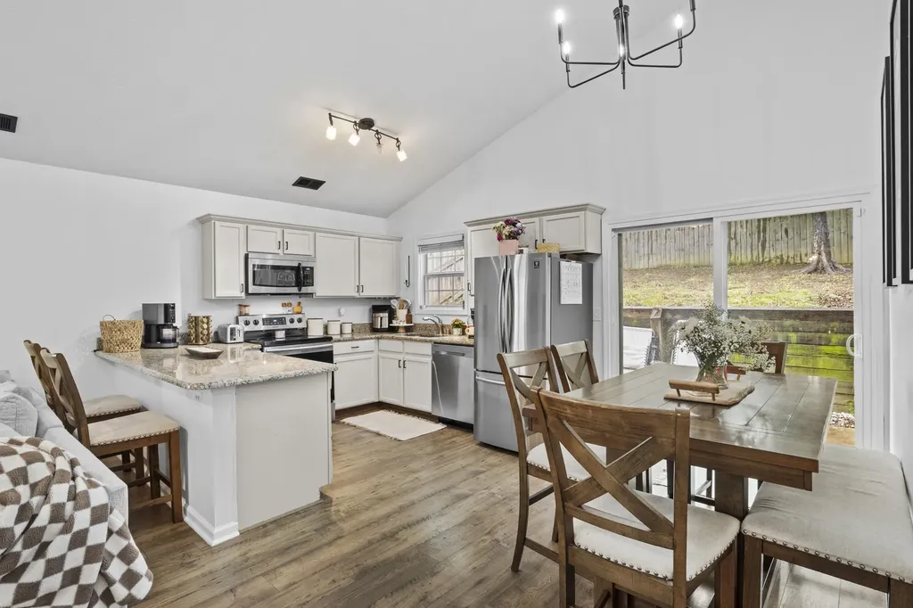 553 Rhodora Ridge Lexington KY 40517