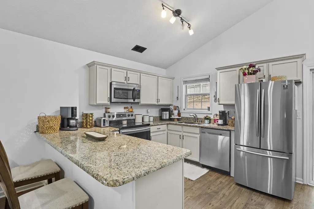 553 Rhodora Ridge Lexington KY 40517