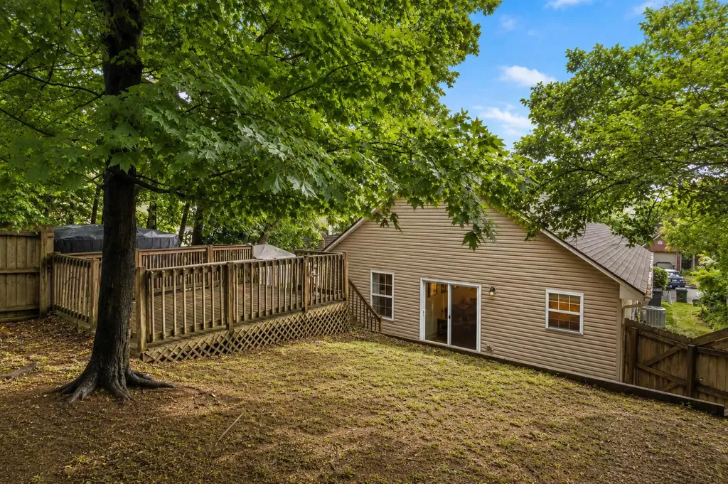 553 Rhodora Ridge Lexington KY 40517