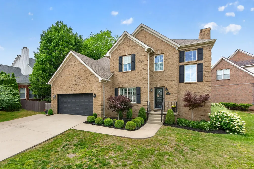 2537 Dressage Way Lexington KY 40504