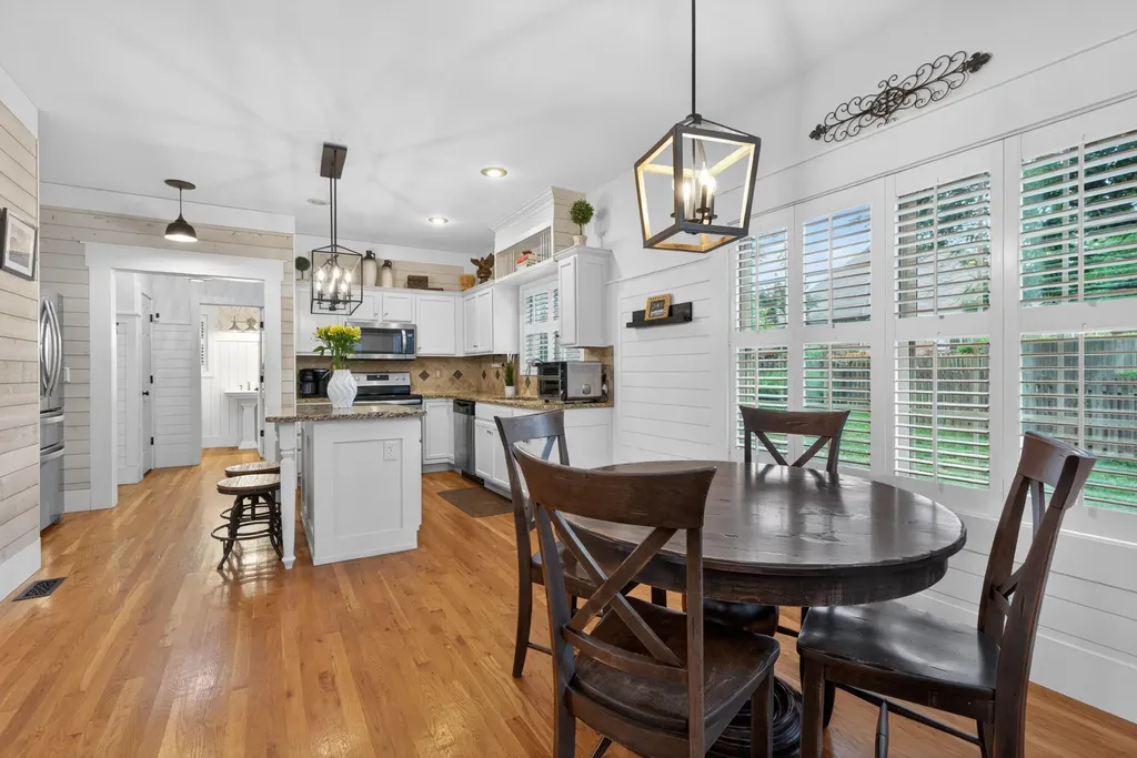2537 Dressage Way Lexington KY 40504