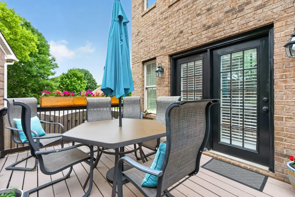 2537 Dressage Way Lexington KY 40504
