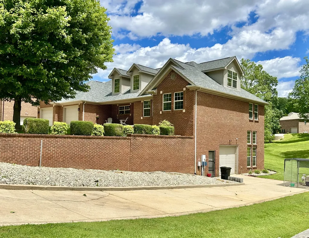 361 Kolsons Landing Drive Somerset KY 42503