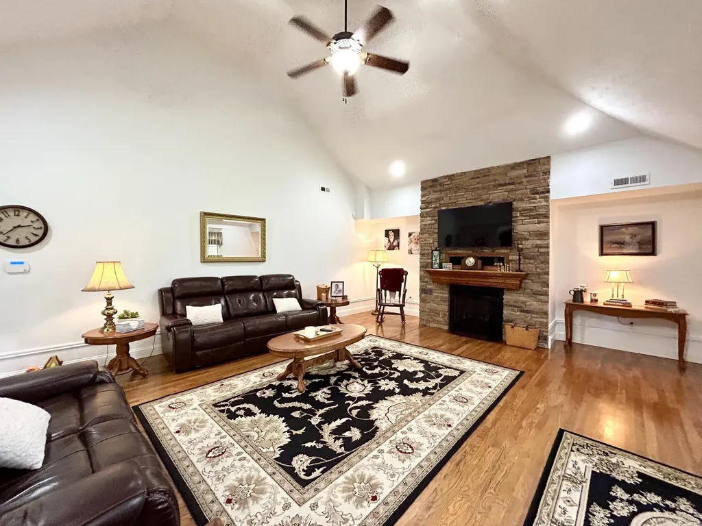 361 Kolsons Landing Drive Somerset KY 42503