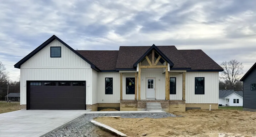 138 Knob View Trace Junction City KY 40440
