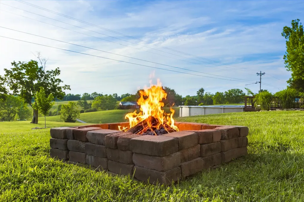 1234 Powell Taylor Road Lawrenceburg KY 40342