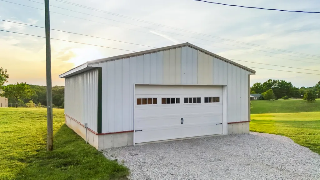 1234 Powell Taylor Road Lawrenceburg KY 40342