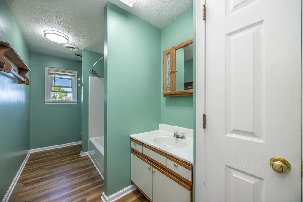 2335 Liberty Road Crab Orchard KY 40419