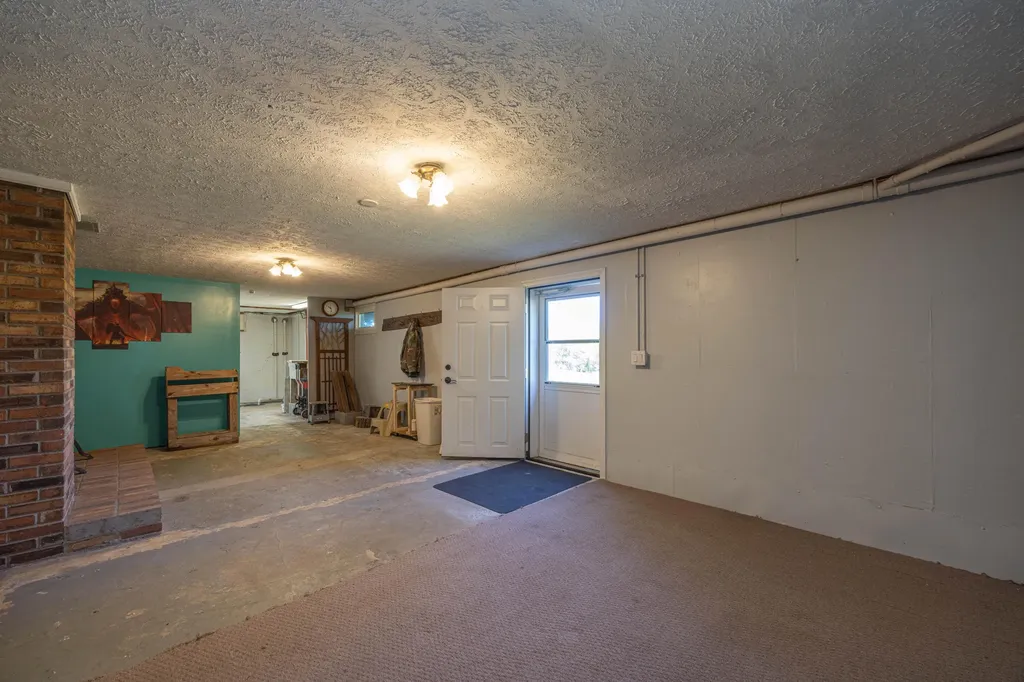 2335 Liberty Road Crab Orchard KY 40419