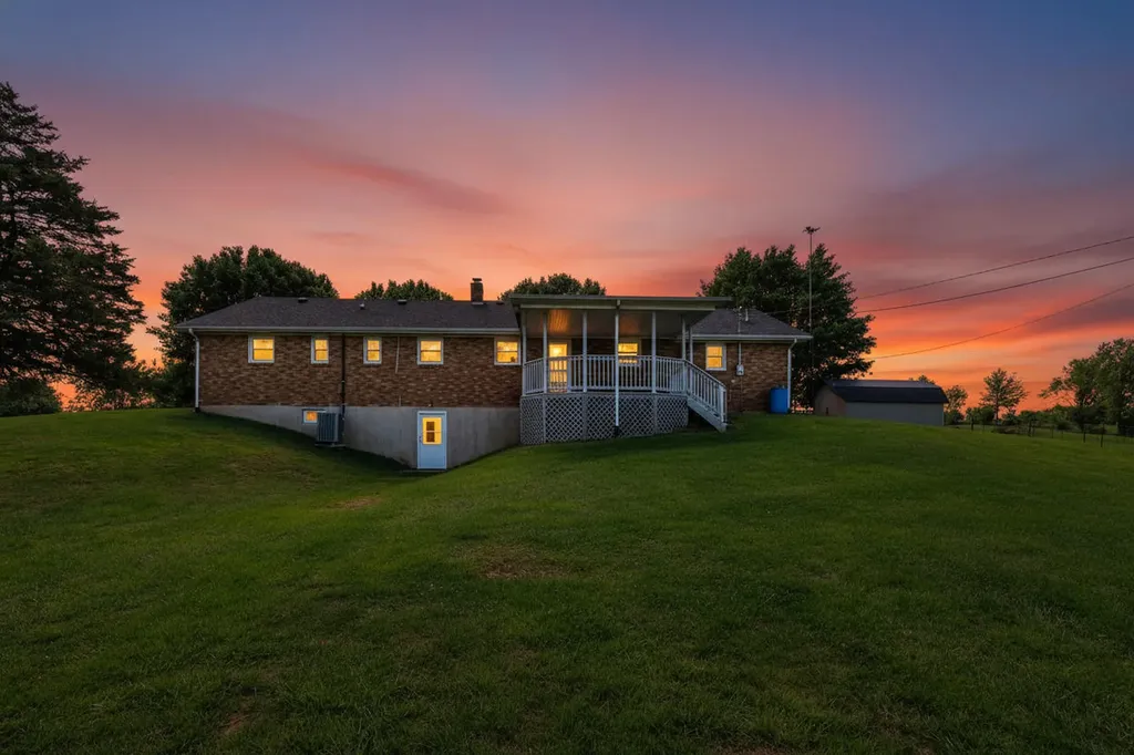 2335 Liberty Road Crab Orchard KY 40419
